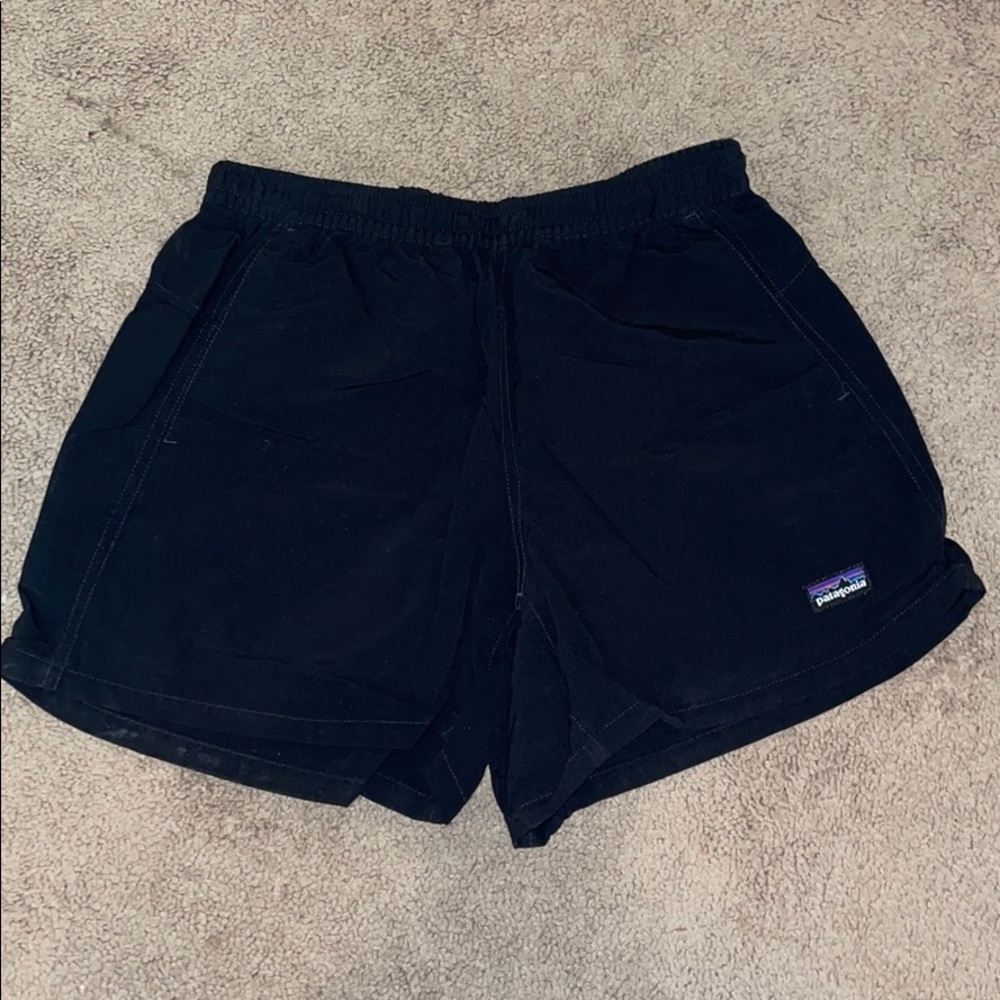 Patagonia black shorts 5 in length